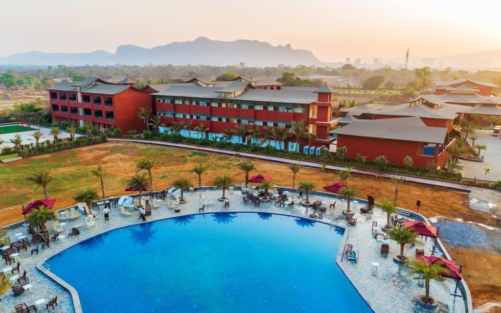 SAYA GRAND CLUB & SPA RESORT